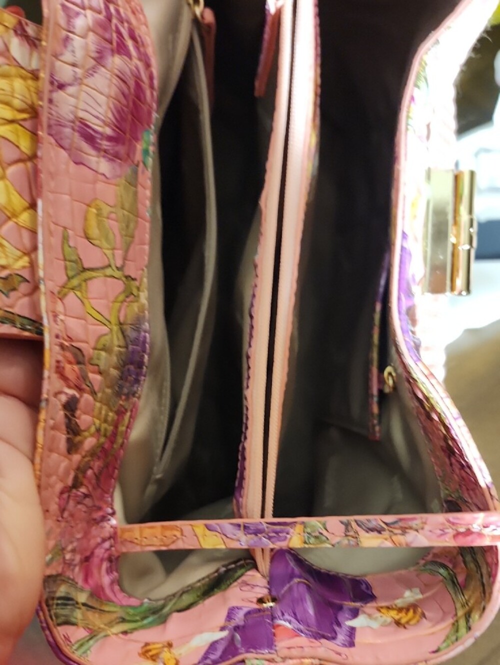 BRAHMIN CELINA Perennial Anthirium. Pink Shoulder Bag. Comes With Bag - Picture 6 of 15